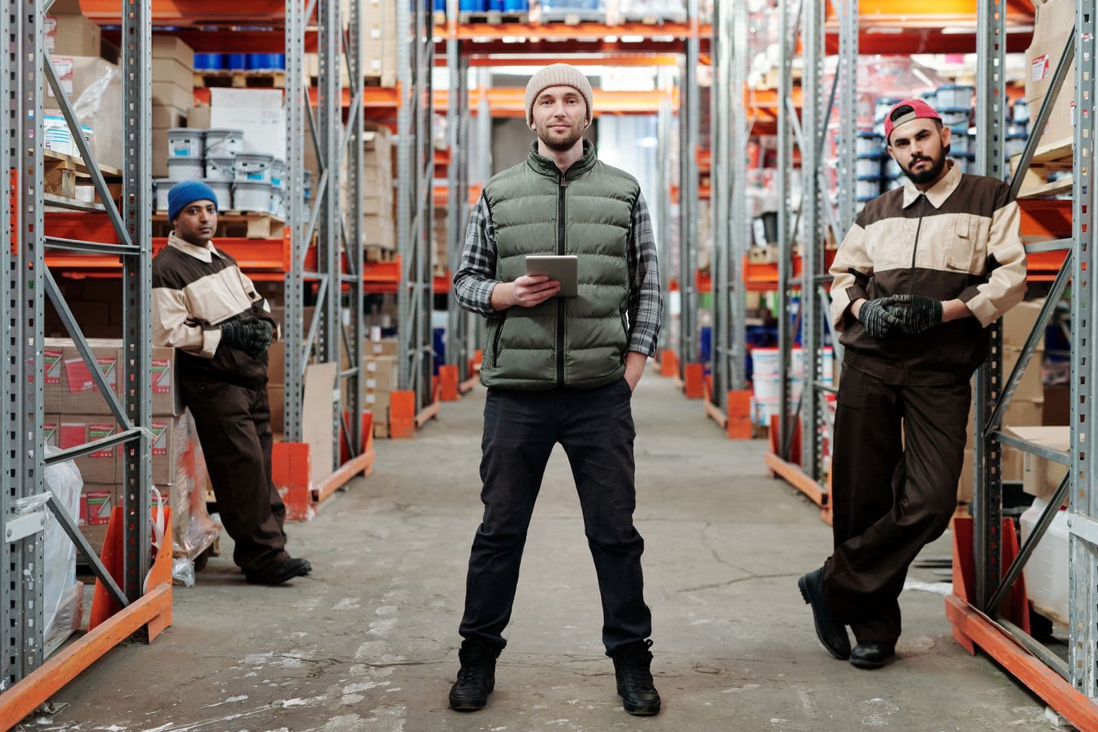 Supplier benchmarking framework for manufacturing teams